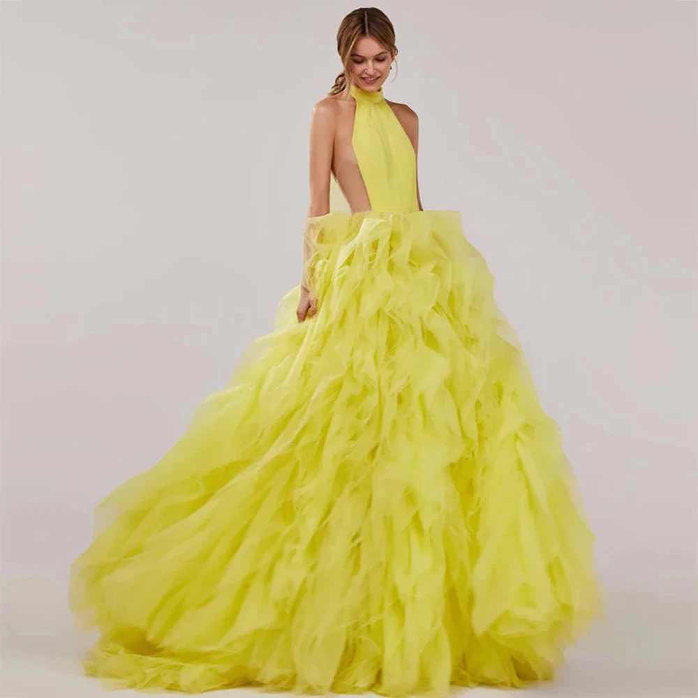 2023 Лимонено жълти абитуриентски рокли Оглавник без гръб дълга вечерна рокля Разрошени тюл сватбени рокли Vestidos de fiesta