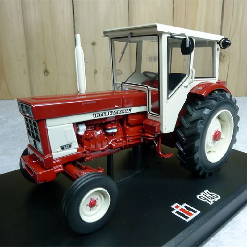 Diecast 1:32 Мащаб случай 946 трактор сплав симулация ферма превозно средство деликатес редки модел статични колекционерски играчка празник подарък