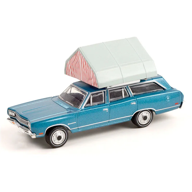 Diecast Alloy Greenlight 1/64 1969 Plymouth Satellite Wagon Car Model Metal Static Display Classic Vehicle Collection Toys