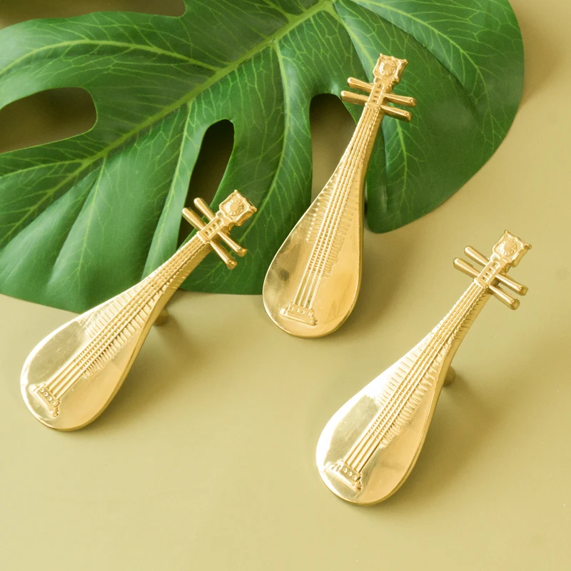 Месинг ретро китайски музикални инструменти-Pipa форма копче гардероб шкаф врата дръжка чекмедже дърпа и копчета мебелни дръжки