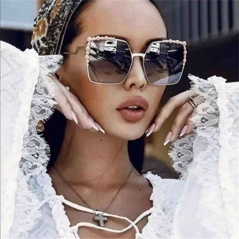 Мода Нова перла площад слънчеви очила реколта луксозни жени марка дизайнер метална рамка градиент слънчеви очила UV400